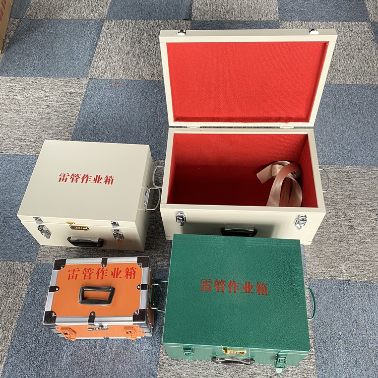 矿区爆破工程作业箱如何选择？玻璃钢与传统材质的全面对比